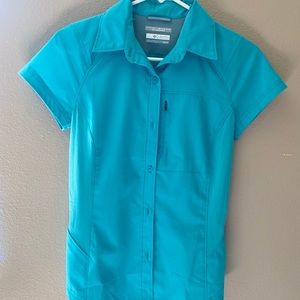 Columbia Omni Shade button down shirt.